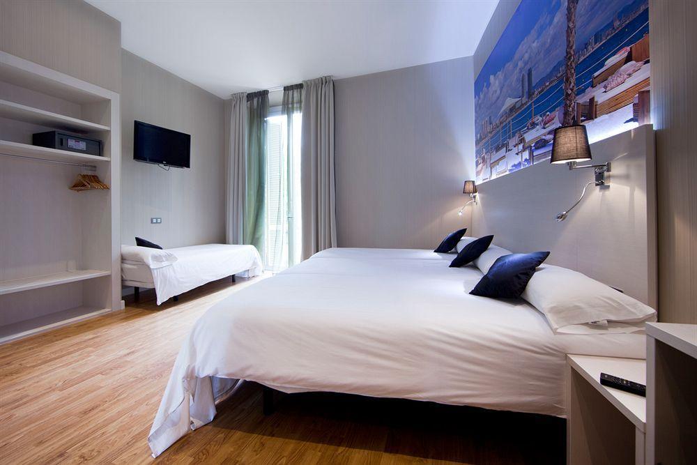 Hostal Bcn Ramblas Barcelona Eksteriør bilde