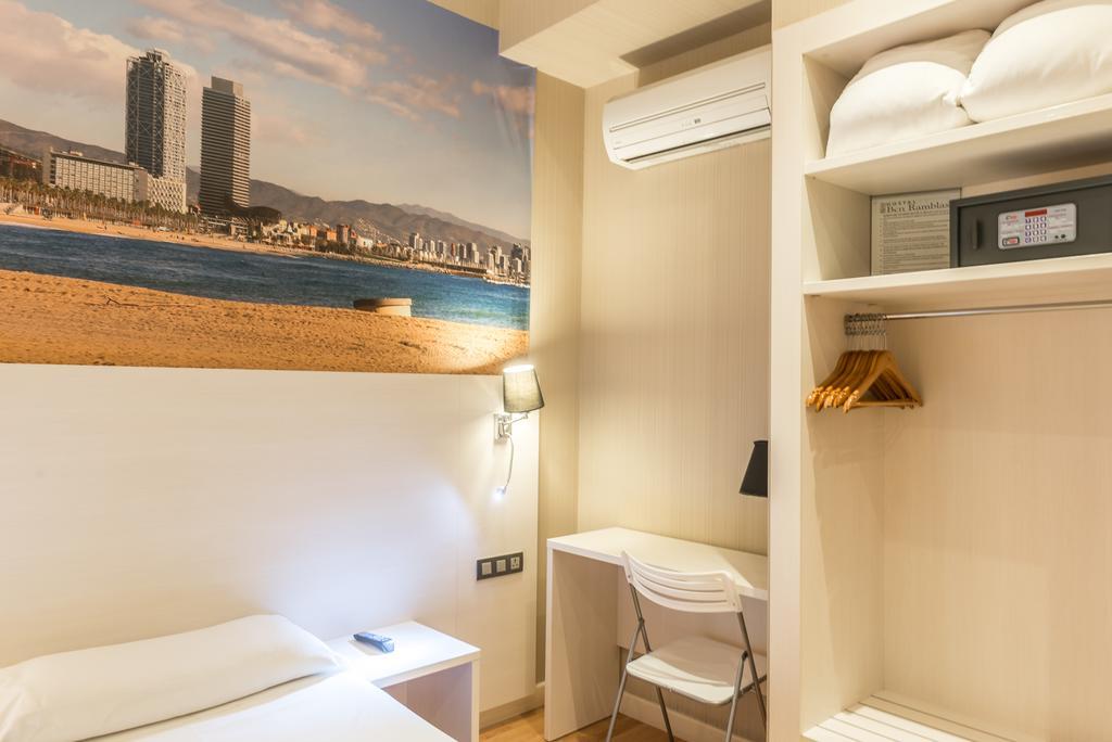 Hostal Bcn Ramblas Barcelona Eksteriør bilde